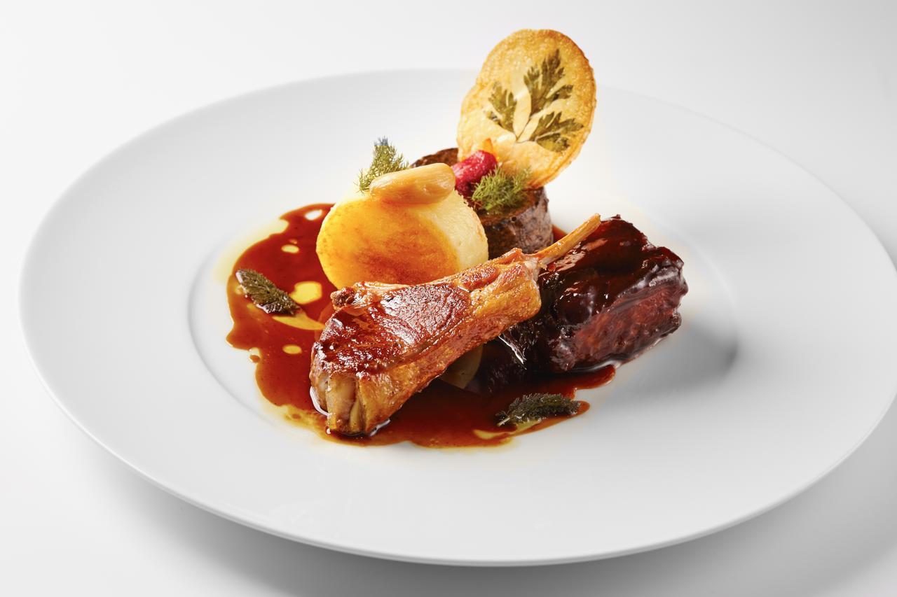 Mg Restaurace/Luxury Apartments 马达伯乐斯拉夫 外观 照片